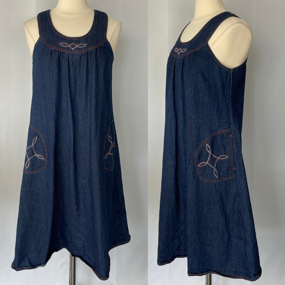 Vintage 70s Dress Size Small Blue Jean Denim Pinafore Trapeze Boho Hippie Retro - Picture 1 of 15